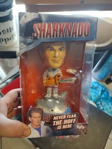SHARKNADO The Hoff vs Shark David Hasselhoff Wackelkopf Syfy Neu im Karton - Bild 1 von 6