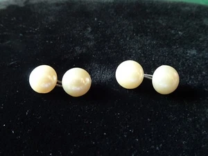 GEMELOS DE PERLAS FALSAS, DOBLE CARA, 3/8" DE DIÁMETRO, EXCELENTE. ESTADO, COLOR CREMA - Imagen 1 de 2