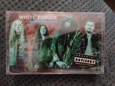 Astro-Creep: 2000 - Songs of Love, Destruction and Other Synthetic Delusions of Foto 1 de 3