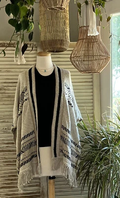 Cárdigan Lucky Brand XS S Beige Negro Algodón Borla Flecos Ruana Envoltura Boho Relax Foto 1 de 4