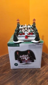 Dept 56 52505 Village Animated Holiday Singers Christmas Choir Caroling Tree - Picture 1 of 5