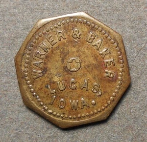 Lucas, Iowa, Warner & Baker Good For 1 In Merchandise. Brass, oct, 20mm - Picture 1 of 2