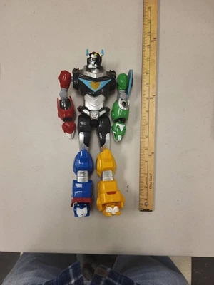 Voltron Playmates 2017 Action Figure Toy Robot Lions Combiner Collectible - Image 1 of 3
