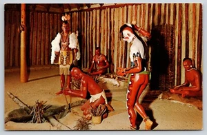 Indios nativos realizan nueva ceremonia de fuego montículo parque Moundville AL postal UNP - Imagen 1 de 2