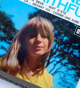 MARIANNE FAITHFULL SINGS IN FRENCH ORIGINAL 1966 FRANCE 7 INCH VINYL EP RARE - Picture 1 of 6