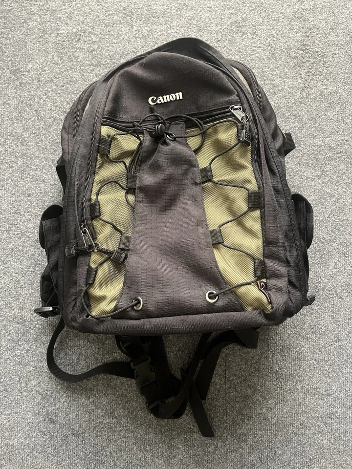 Juego de mochila fotográfica Canon Deluxe bolsa de nailon negra oliva Foto 1 de 4