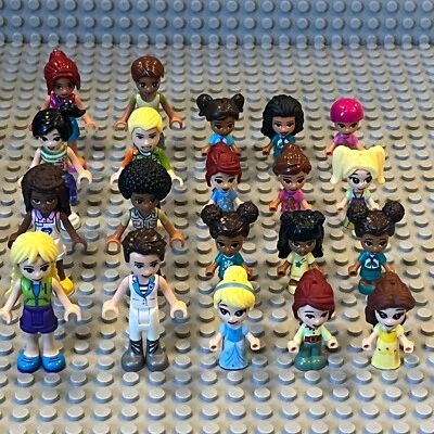 LEGO Friends Minifigures 2 Adults and 3 Children (5 Randomly Selected Per Order) - Image 1 of 2