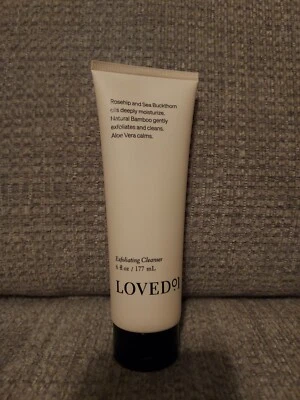 LIMPIADOR EXFOLIANTE LOVED01 6 OZ NUEVO SELLADO por John Legend Foto 1 de 4