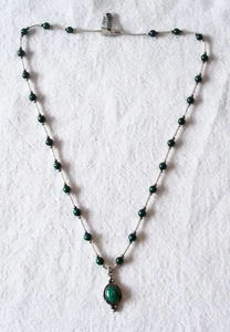 LIQUID STERLING SILVER W/MALACHITE BEADS & VINTAGE DROP 16" CHOKER NECKLACE - Picture 1 of 8