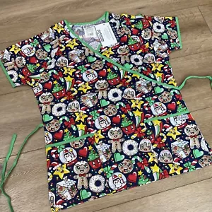 Uniform Advantage Size Small S Christmas Gingerbread Candy Scrub Top Shirt NEW - Picture 1 of 6
