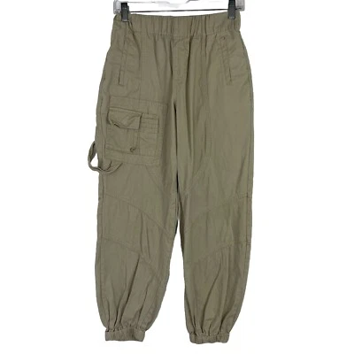 Pantalones para mujer Forever 21 pequeños cortos tirar de carpintero caqui bolsillos para correr Foto 1 de 4