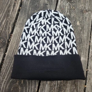 MICHAEL KORS Women's Black & White Monogram Beanie Hat One Size  - Picture 1 of 4