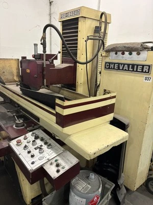 AMOLADORA DE SUPERFICIE HIDRÁULICA 18" X 40" MODELO CHEVALIER #FSG-1840AD 3 ejes automática Foto 1 de 4