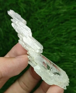 Faden Quartz Transparent Crystal With Good Luster & Nice Termination-Pak. - Picture 1 of 5