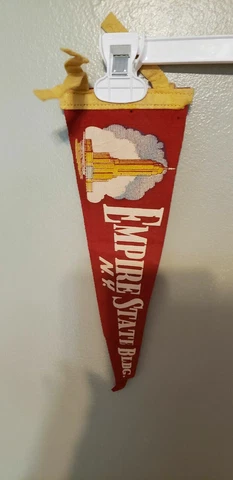 EMPIRE STATE BUILDING 50'S? WOOL VINTAGE RETRO PENNANT WITH HOLDER Cover