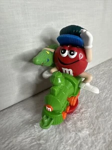 Mars 2002 M&M Series 1 Train Red Engine Christmas Figure Toy Collectible - Picture 1 of 6
