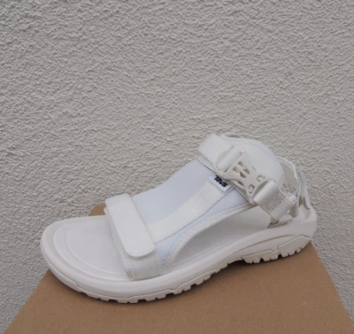 TEVA HURRICANE VOLT WHITE SPORT/ WATER SANDALS, WOMENS US 7/ EUR 38  ~NEW - Image 1 of 4