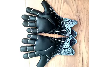 adidas PREDATOR Torwarthandschuh - Bild 1 von 2