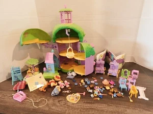 Vintage 1999 Disney Winnie the Pooh Friendly Places Treehouse HUGE LOT - Picture 1 of 8