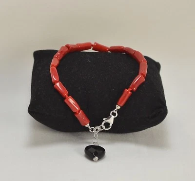 BRACCIALE IN ARGENTO 925 CON CUORE DI ONICE E CORALLO ROSSO AGRP 0107 - Immagine 1 di 3