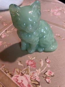 Mosser Glass USA Fluffy Kitty Kitten Sitting Cat Figurine Jade - Picture 1 of 3