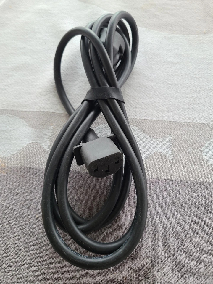 Câble Cordon d'alimentation PC Secteur 1.5m - Photo 1/1