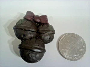 Resin Sleigh Bells with Bow Lapel Pin Jingle Greenish Christmas - Picture 1 of 3