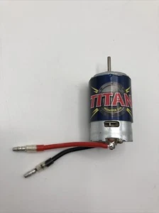 Titan 550 Motor Traxxas E-Maxx TRA3975 - Picture 1 of 7