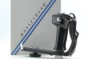 [MINT] Hasselblad 45073 Flashgun Bracket 1 Grip with Box From JAPAN - Picture 1 of 8