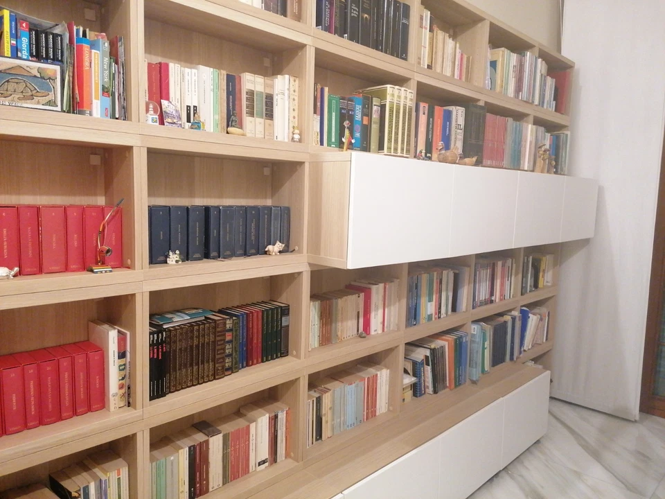 libreria Finto legno chiaro e laccato bianco - Immagine 1 di 3
