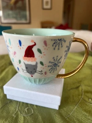 Anthropologie Эмили Изабелла Санта снежинки золотой ручки кофе чая кружка чашка - Изображение 1 из 4