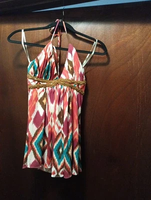 Top halter marca SKY para mujer talla pequeña detalle de cuero nuevo sin etiquetas Foto 1 de 4