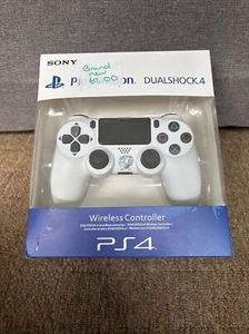 Sony Playstation DualShock 4 Controller - Glacier White NEW - Picture 1 of 2