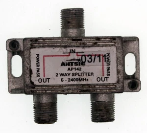 ANTSIG AP142 F-Connector Antenna 2 Way Splitter 5-2400MHz F-Type - Picture 1 of 4