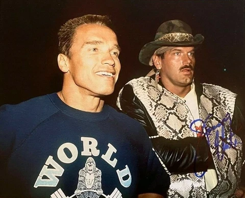 Jesse Ventura signed autographed 8x10 Predator photo Schwarzenegger Cover