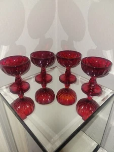 Vintage 1960s/70s Ruby Red Footed Champagne Sherbet Glasses 4¼"Tall 4oz Set Of 4 - Picture 1 of 11