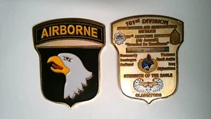 MONEDA DE DESAFÍO RARA HALLAZGO ANTIGUO DURO 101A DIVISIÓN AEROTRANSPORTADA GLADIADORES ASALTO AÉREO - Imagen 1 de 3