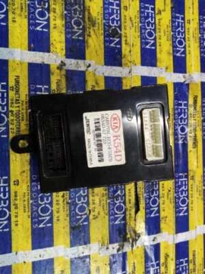 0K54D67720 modulo elettronico per KIA CARNIVAL II 2001 214939 - Immagine 1 di 4
