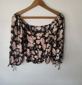 Top para mujer American Eagle estampado floral manga 3/4 talla pequeña negro rosa - Imagen 1 de 10