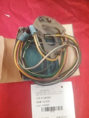 MERKUR    1985 License Plate Light 772305 - Изображение 1 из 2