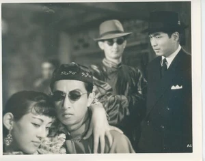 Murder and Beauty Shin Toho Production Japanese Film Production Still 9x11 B&W - Bild 1 von 2