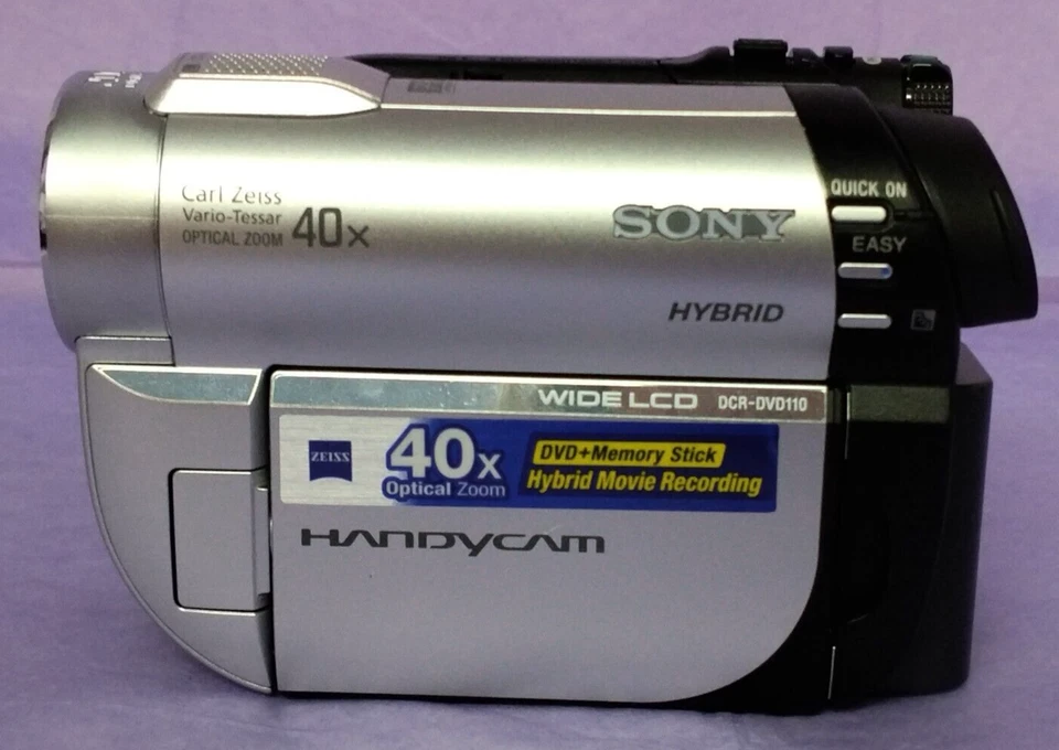 SONY Handycam DCR-DVD110E Camcorder DVD Disc. Video Camera Only No accessories. - Image 1 of 4