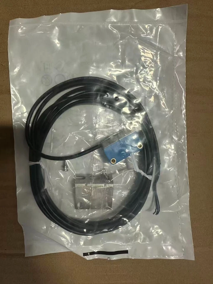 Nuevos sensores industriales SICK 17 piezas - fotoeléctricos/proximidad/magneto-ópticos Foto 1 de 4