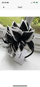 New Jasper Conran Fascinator Black and White Hairband Feather Design - Picture 1 of 7