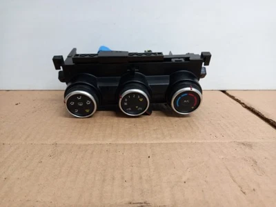 2018 DACIA DUSTER MK2 A/C HEATER CONTROL SWITCH PANEL T93789B (544) - Image 1 of 4