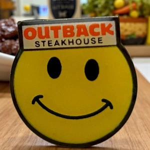 Outback Steakhouse Restaurant Smiley Lapel Pin Single Post Rubber Back - Picture 1 of 3