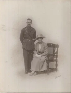 WWI STUDIO PORTRAIT OFFICER & WIFE FRANK? SWAIN STUDIOS NEW BOND ST OR SOUTHSEA - Picture 1 of 2