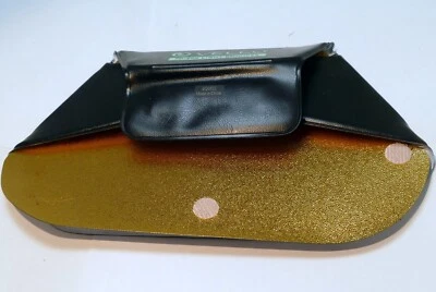 Vello FD-200 Light Bouncer SOFTBOX Flash Diffuser for external Flash worm Amber - Image 1 of 4