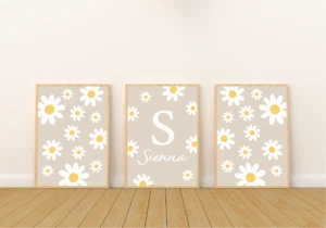 Mädchen Kinderzimmer Drucke 3er Set, beige Wanddekor, Blumen, Gänseblümchen, Zimmerdekor Wand - Bild 1 von 14