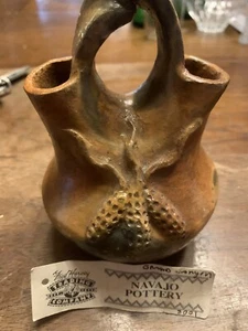 Fred Harvey trading company pottery 2001 Lavinia Bartlett Artist #306355 Lyb - Picture 1 of 3